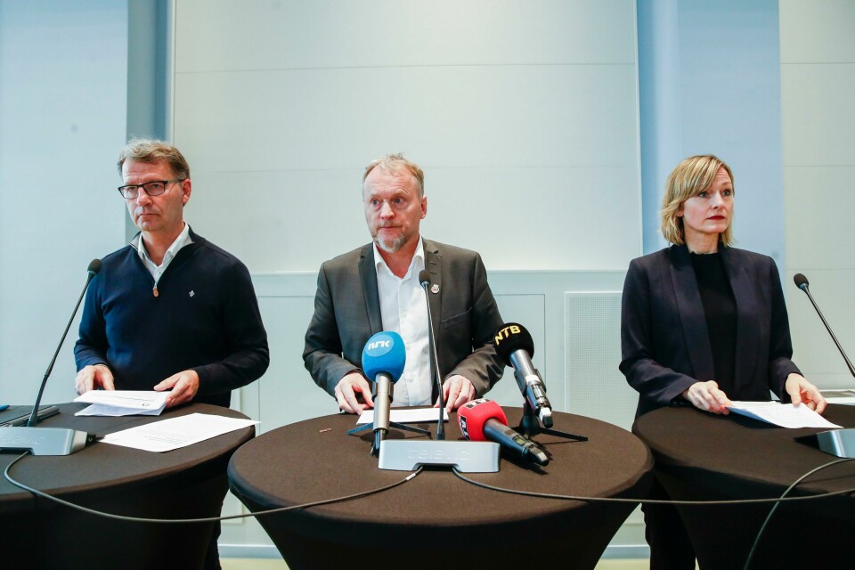 Oslo 20200311. Helsebyråd Robert Steen, Byrådsleder Raymond Johansen og Oppvekst- og kunnskapsbyråd Inga Marte Thorkildsen under en pressekonferanse der de orienterer om håndtering av koronaviruset og presentere nye tiltak knyttet til koronasmitte i Oslo.Foto: Terje Pedersen / NTB scanpix Oslo 20200311. Helsebyråd Robert Steen, Byrådsleder Raymond Johansen og Oppvekst- og kunnskapsbyråd Inga Marte Thorkildsen under en pressekonferanse der de orienterer om håndtering av koronaviruset og presentere nye tiltak knyttet til koronasmitte i Oslo.Foto: Terje Pedersen / NTB scanpix