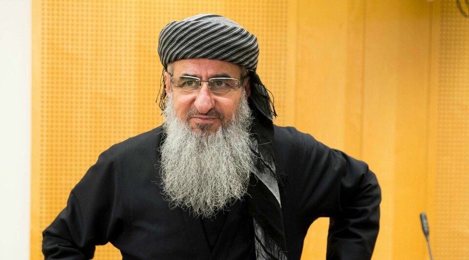 Najumuddin Faraj Ahmad, eller mulla Krekar, under et rettsmøte for behandling av vilkårene for utlevering.