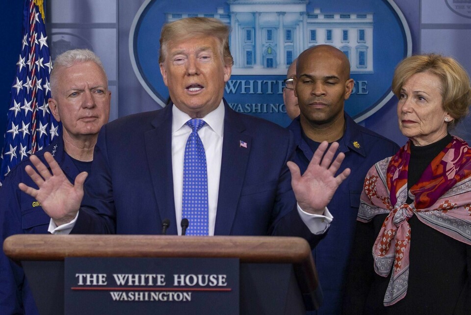 President Donald Trump under en pressekonferanse i Det hvite hus om koronasituasjonen.