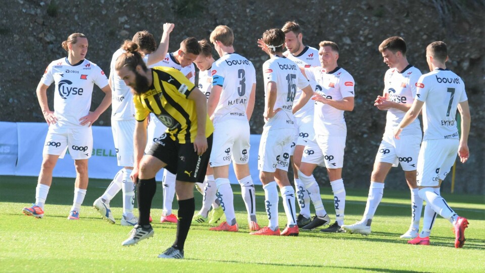 Viking feirer Viljar Vevatnes mål mot Honka. Foto: Kristoffer Knutsen