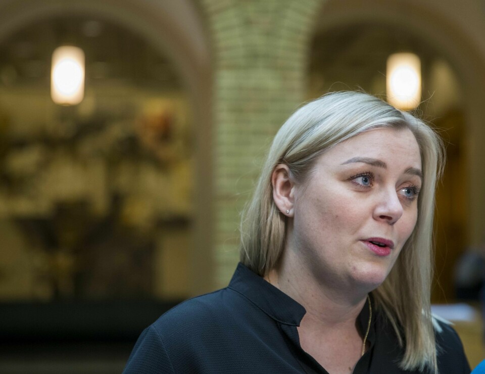 Olje- og energiminister Tina Bru åpner for oljeleting i 36 nye blokker i TFO-området. Foto: Terje Pedersen / NTB scanpix