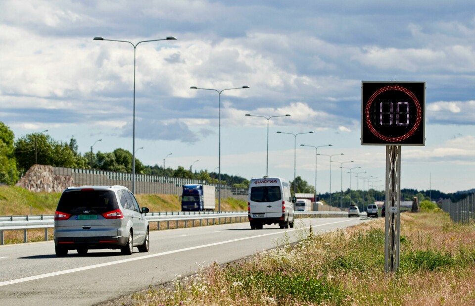 Fartsovertredelsen skjedde langs E6 ved Nøkkelandssletta i Moss. Her fra E18 i Vestfold (illustrasjonsfoto). EmneknaggerEgennavnSOCgatebelysningbilermotorveierveiertrafikkskiltHorten 20140623. Kopstad-Gulli på E18 i Vestfold mandag ettermiddag. Strekningen er blant de nye veiene som har fått økt hastighet til 110 km/t. Foto: Vegard Grøtt / NTB