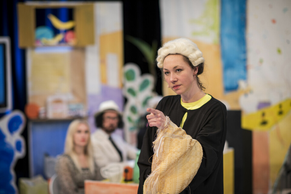 Aktor Laura Mitzkus argumenterer for at Edy Poppy og Julian Blaue er skyldige er strukturell vold. Aktor Laura Mitzkus argumenterer for at Edy Poppy og Julian Blaue er skyldige er strukturell vold.
