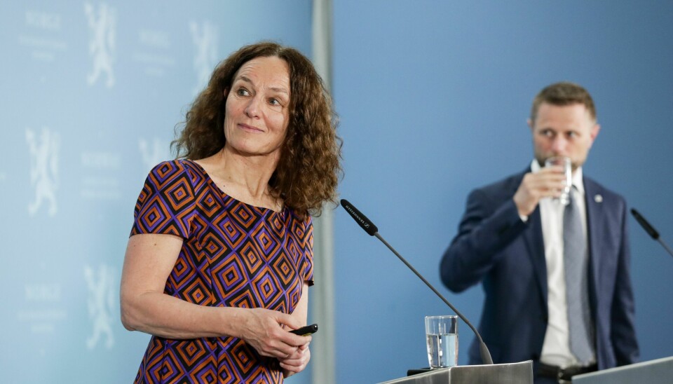 FHI-direktør Camilla Stoltenberg og helse- og omsorgsminister Bent Høie under pressekonferanse tidligere denne uka. FHI-direktør Camilla Stoltenberg og helse- og omsorgsminister Bent Høie under pressekonferanse tidligere denne uka. Foto: Berit Roald / NTB