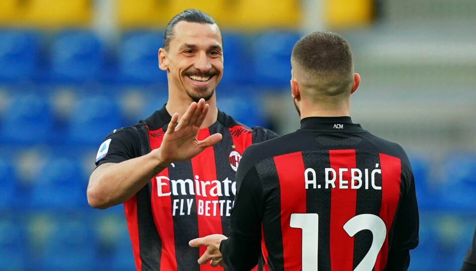 Zlatan Ibrahimovic fortsetter karrieren i Milan. Zlatan Ibrahimovic forlenger trolig med Milan. Foto: Spada/LaPresse via AP / NTB