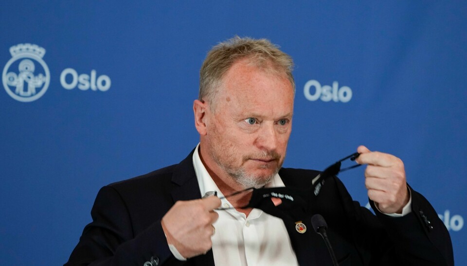 Byrådsleder Raymond Johansen (Ap) orienterer om koronasituasjonen og hvilke tiltak som skal gjelde fremover i Oslo. Pressekonferansen finner sted på Oslo rådhus tirsdag ettermiddag. Oslo 20210427. Byrådsleiar Raymond Johansen (Ap) orienterer om koronasituasjonen og kva tiltak som skal gjelde framover i Oslo. Pressekonferansen er på Oslo rådhus tysdag ettermiddag.Foto: Håkon Mosvold Larsen / NTB