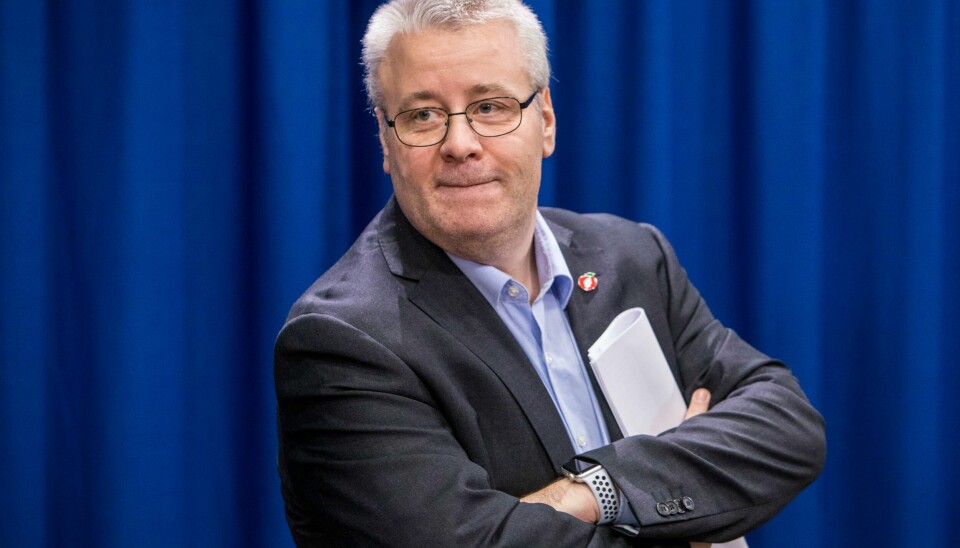 Stortingspolitiker for Frp, Bård Hoksrud, forsvarer regjeringens drosjereform. Bård Hoksrud, stortingspolitiker for Frp