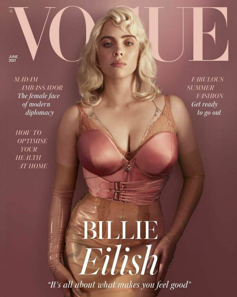 Forsiden av britiske Vogue viser Billie Eilish slik fansen aldri har sett henne før – og som er hennes egen idé. Forsiden av britiske Vogue viser Billie Eilish slik fansen aldri har sett henne før – og som er hennes egen idé. Foto: Vogue / Handout