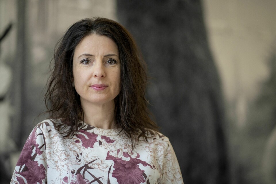 – Vi kan selvsagt bli utsatt for utpressing i forbindelse med trusler om at intern eller privat kommunikasjon kan bli offentliggjort. Heldigvis er vi her til lands veldig lite moralistiske i sammenlignet med for eksempel USA, sier Jenny Klinge (Sp). Hun tror ikke at hennes e-post på Stortinget ble hacket. : - Vi kan selvsagt bli utsatt for utpressing i forbindelse med trusler om at intern eller privat kommunikasjon kan bli offentliggjort. Heldigvis er vi her til lands veldig lite moralistiske i sammenlignet med for eksempel USA, sier Jenny Klinge (Sp). Hun tror ikke at hennes e-post på Stortinget ble hacket.