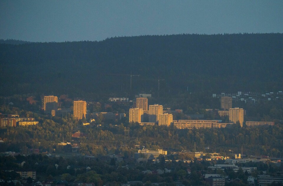 Risikoen for lungekreft er høyere i bydelen Grorud i Oslo enn i Vestre Aker for både kvinner og menn. Oslo 20200924. Sola skinner på Groruddalen i Oslo torsdag.Foto: Håkon Mosvold Larsen / NTB