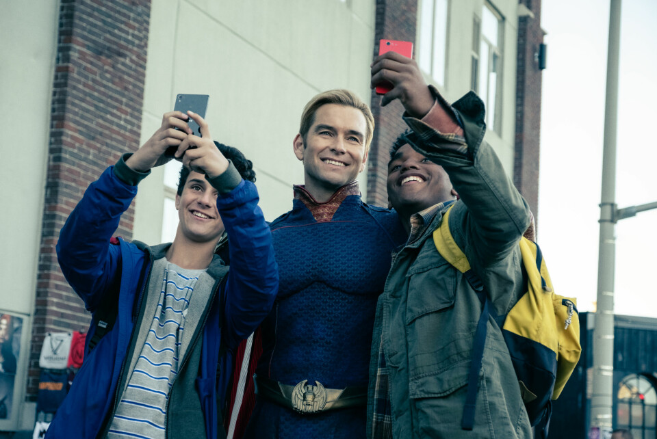 Amazon Prime Video-serien «The Boys» er blant seriene som hjelper Amazon-gründer Jeff Bezos å selge dopapir. Sesong tre er underveis. Amazon Prime Video-serien «The Boys» er blant seriene som hjelper Amazon-gründer Jeff Bezos å selge dopapir. Sesong tre er underveis.