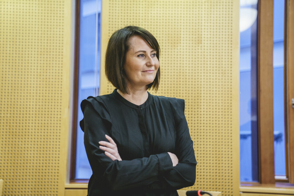 Line Andersen i Oslo tingrett der hun går til privat søksmål mot sin arbeidsgiver NRK og krever erstatning for endring i arbeidsoppgaver etter at hun ble fjernet fra skjermen mot slutten av 2019.(Stian Lysberg Solum/NTB)/NTB) Line Andersen i Oslo tingrett onsdag. Foto: Stian Lysberg Solum / NTB