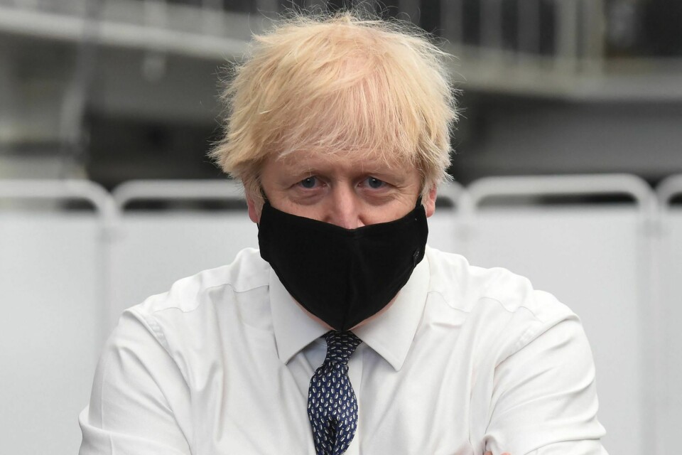 Statsminister Boris Johnson har lagt opp til siste trinn i gjenåpning etter 21. juni. Men økning av den indiske varianten kan føre til en ny bølge dersom ikke tiltak gjennomføres. Statsminister Boris Johnson har lagt opp til siste trinn i gjenåpning etter 21. juni. Men økning av den indiske varianten kan føre til en ny bølge dersom ikke tiltak gjennomføres.