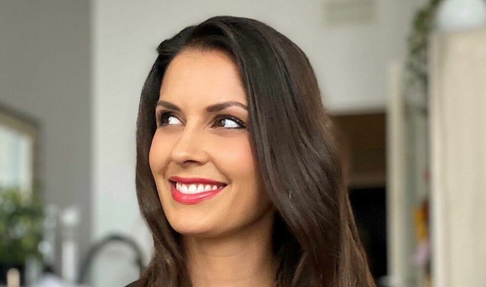 Jeg er selvstendig som pokker, kjørere en svart Mercedes med sotede vinduer (som jeg flere ganger har fått spørsmål om er mannen min sin bil), skriver Sandra Khorasani. Sandra Khorasani