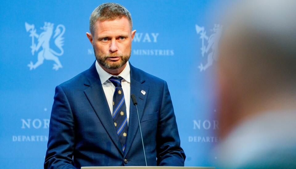Helse- og omsorgsminister Bent Høie på pressekonferanse om koronasituasjonen. Helse- og omsorgsminister Bent Høie på en pressekonferanse onsdag. Foto: Gorm Kallestad / NTB