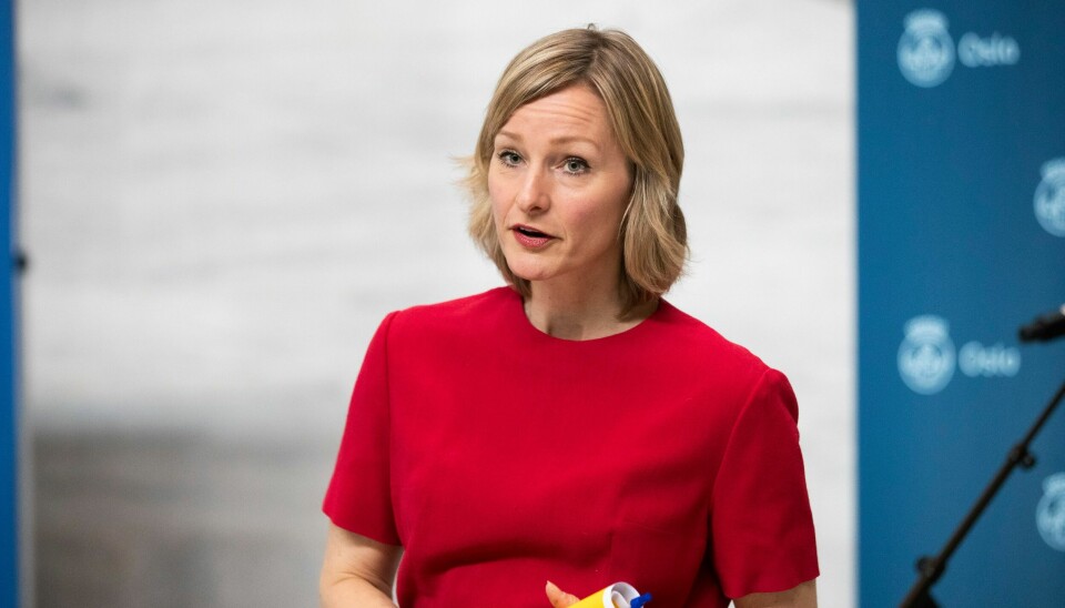 Skolebyråd Inga Marte Thorkildsen står fast ved at skolene selv skal bestemme om de mener prøvene er nødvendige. Byråd for oppvekst og kunnskap Inga Marte Thorkildsen (Sv) i Oslo kommune ber om at muntlig eksamen avlyses. Foto: Berit Roald / NTB