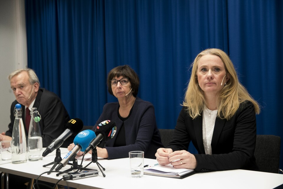 For halvannet år siden innkalte daværende arbeids og sosialminister Anniken Hauglie (H), tidligere Nav-direktør Sigrun Vågeng og riksadvokat Tor-Aksel Busch til pressekonferanse, der de kunne fortelle at norske myndigheter hadde praktisert trygdereglene feil i årevis. For halvannet år siden innkalte daværende arbeids og sosialminister Anniken Hauglie (H), tidligere Nav-direktør Sigrun Vågeng og riksadvokat Tor-Aksel Busch til pressekonferanse, der de kunne fortelle at norske myndigheter hadde praktisert trygdereglene feil i årevis.