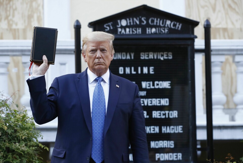 Trump fikk et stort antall velgere med seg på en tanke om at de ikke lenger kunne ha tillit til hele det etablerte maktapparatet, skriver vår kommentator. .