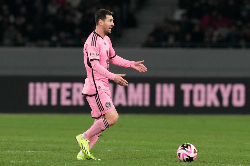 Inter Miamis Lionel Messi under kampen mot Vissel Kobe i Tokyo onsdag. Inter Miamis Lionel Messi under kampen mot Vissel Kobe i Tokyo onsdag. Foto: AP / Eugene Hoshiko / NTB