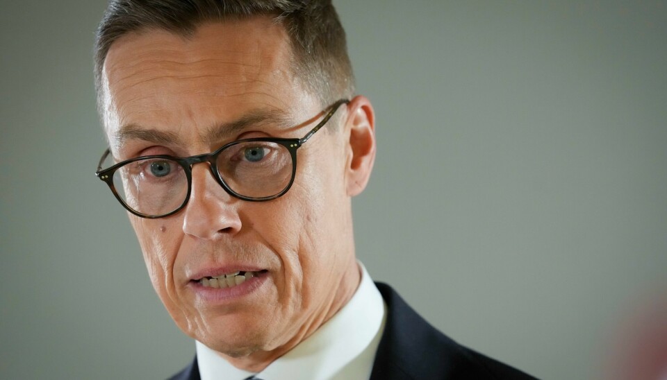 På en pressekonferanse mandag sier Finlands påtroppende president Alexander Stubb at landet må forholde seg rolig til Donald Trumps uttalelser om Nato. På en pressekonferanse mandag sier Finlands påtroppende president Alexander Stubb at landet må forholde seg rolig til Donald Trumps uttalelser om Nato. Foto: Sergei Grits / AP / NTB.