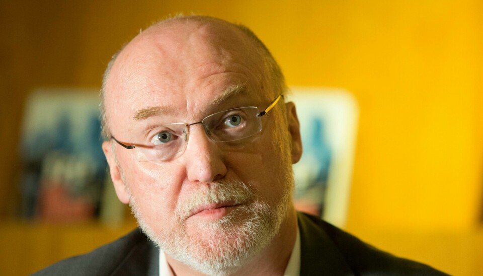 Valgforsker og professor emeritus ved Universitetet i Oslo Bernt Aardal sier meninsgmålinger kan stjele oppmerksomheten fra de politiske sakene.