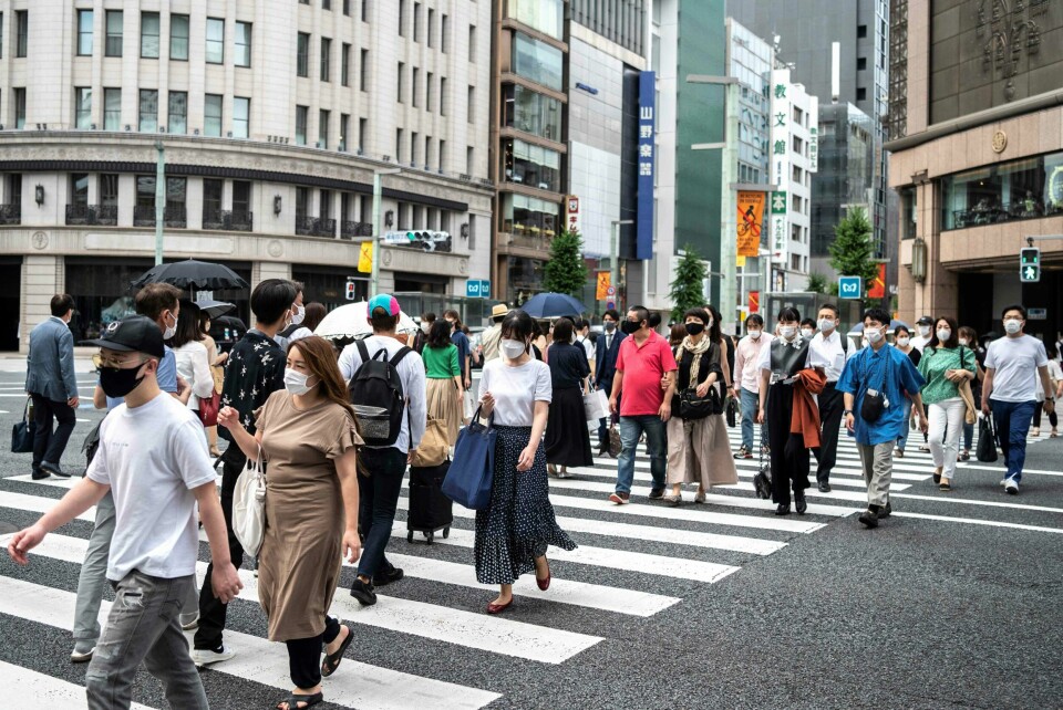 Myndighetene i Japan håper at en fire dagers arbeidsuke kan frigjøre mer tid til familie, fritid og forbruk. Myndighetene i Japan håper at en fire dagers arbeidsuke kan frigjøre mer tid til familie, fritid og forbruk