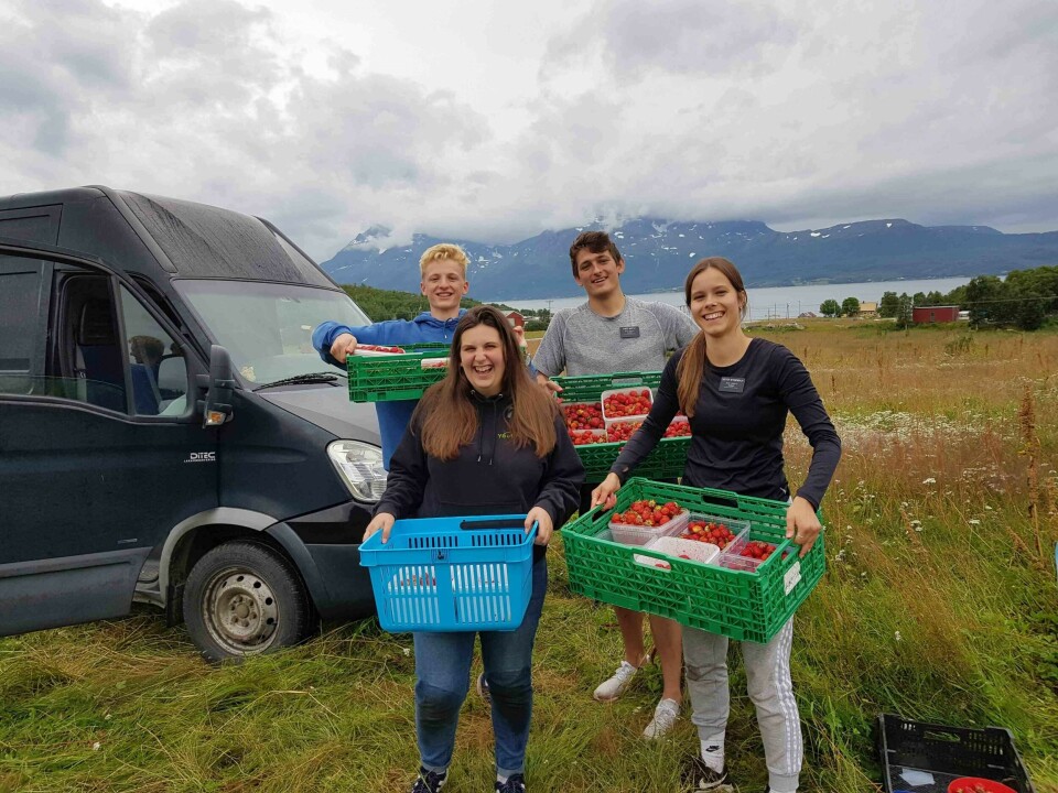 Misjonsarbeidere fra USA, fra venstre Daniel Rasch, Rhett Moffat, Anna Wyssenbach og Amelia Hilterbrand. Misjonsarbeidere fra USA, fra venstre Daniel Rasch, Rhett Moffat, Anna Wyssenbach og Amelia Hilterbrand.