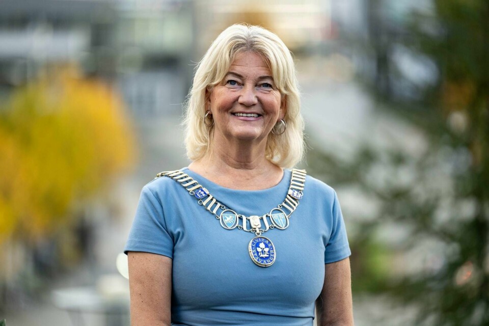 Stavanger-ordfører Sissel Knutsen Hegdal har flyttet den tradisjonsrike nyttårsmottakelsen tilbake til kongeboligen Ledaal, men flytter tidspunktet for tale og utdeling av hederspriser til torsdag. Sissel Knutsen Hegdal, ordfører i Stavanger.