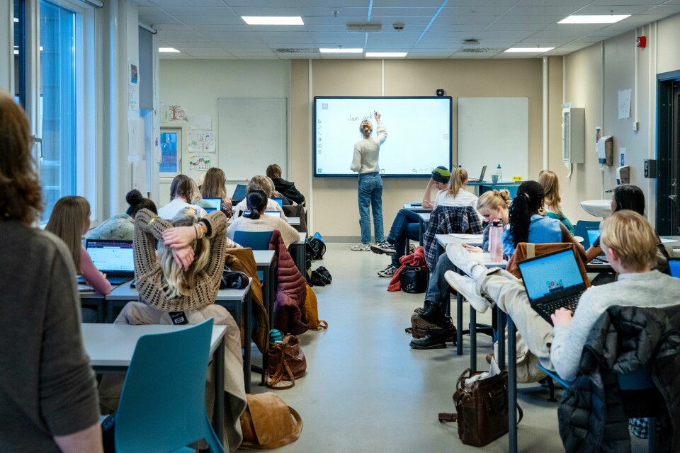 Det er lærermangel i Norge, og derfor tar regjeringen en rekke grep for å utdanne flere lærere. Illustrasjonsfoto. Lærere og foreldre har et litt ulikt syn på samarbeidet mellom skolen og foreldrene, viser en ny undersøkelse. Illustrasjonsfoto: Gorm Kallestad / NTB