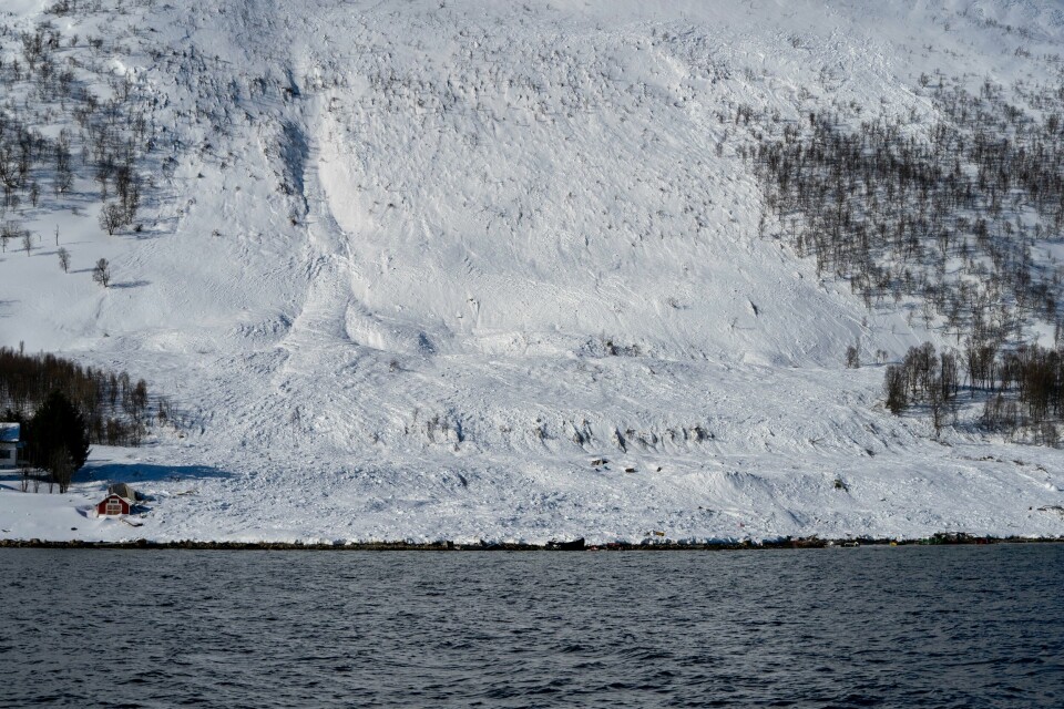 Snøskred i Troms påsken 2023. Det er sendt ut gult varsel om mye regn i store deler av Nord-Norge fra mandag morgen til tirsdag. Snøskred i Troms påsken 2023. Det varsles om stor snøskredfare i store deler Nord-Norge fra mandag.