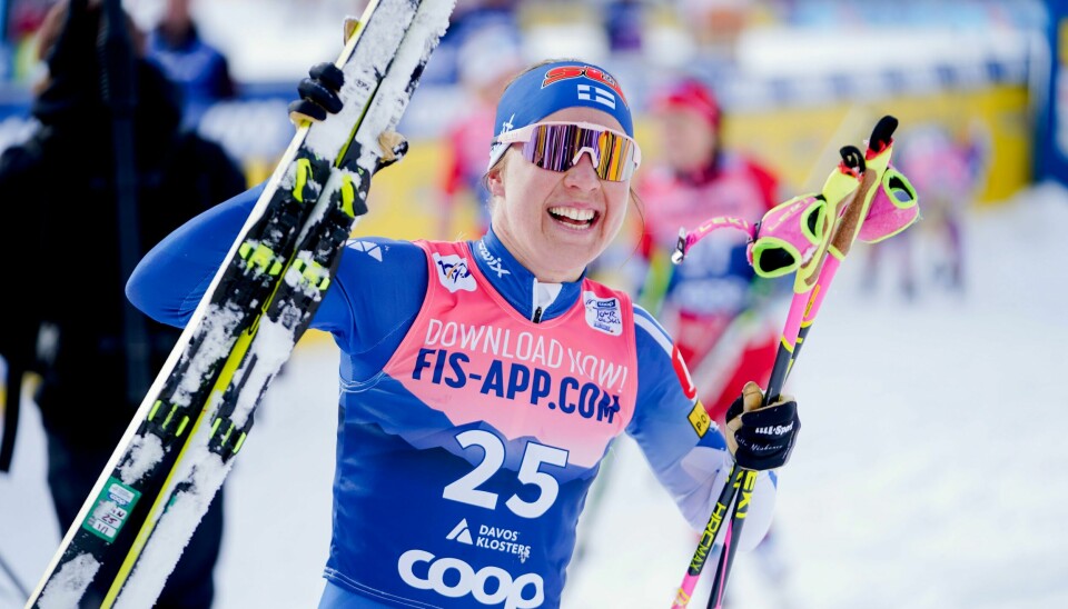 Tett snøvær i Davos skapte store utfordringer i Tour de Ski. Kerttu Niskanen gikk til topps på 20-kilometeren, mens de norske måtte gi tapt i seierskampen. Tett snøvær i Davos skapte store utfordringer i Tour de Ski. Kerttu Niskanen gikk til topps på 20-kilometeren, mens de norske måtte gi tapt i seierskampen.