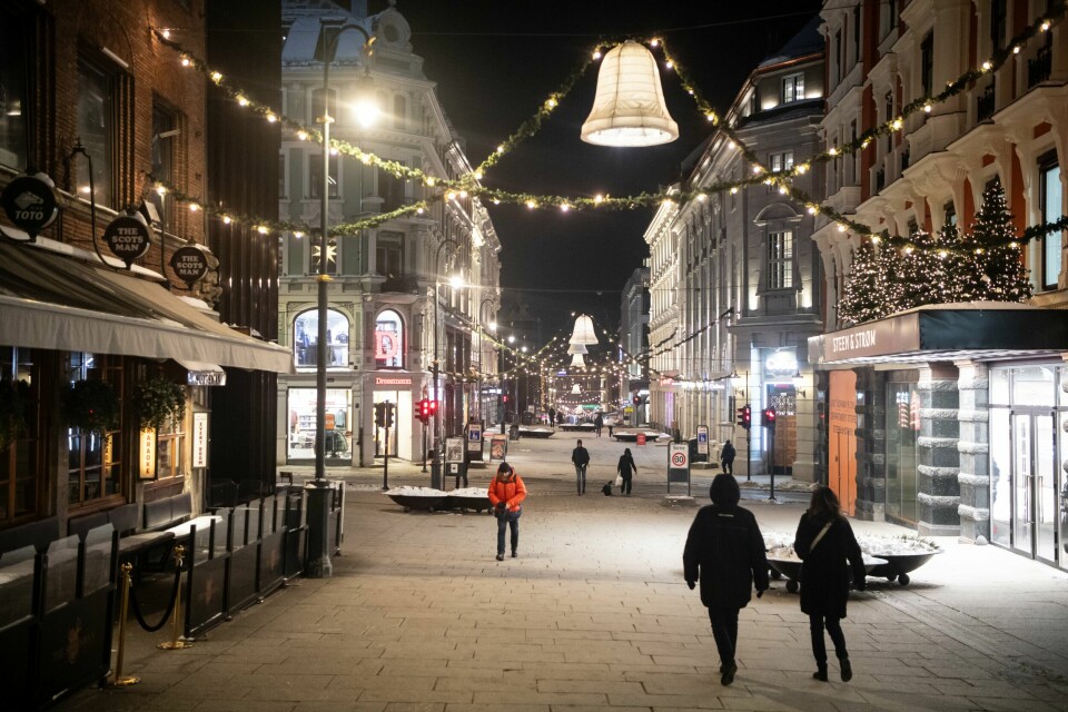 Det var merkbart færre folk ute i Oslos gater fredag kveld, da sprengkulda slo til. Det var merkbart færre folk ute i Oslos gater fredag kveld, da sprengkulda slo til. Foto: Annika Byrde / NTB