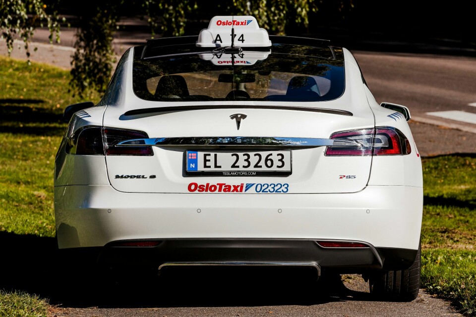 I dag er 40 prosent av Oslo Taxis drosjer elektriske. Inne 1. november skal alle drosjer i Oslo være nullutslipp. Drosje