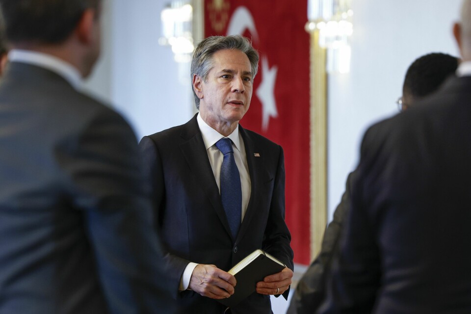 USAs utenriksminister Antony Blinken forbereder seg på å møte tyrkiske representanter i Istanbul lørdag. USAs utenriksminister Antony Blinken forbereder seg på å møte tyrkiske representanter i Istanbul lørdag. Foto: Evelyn Hockstein / AP / NTB