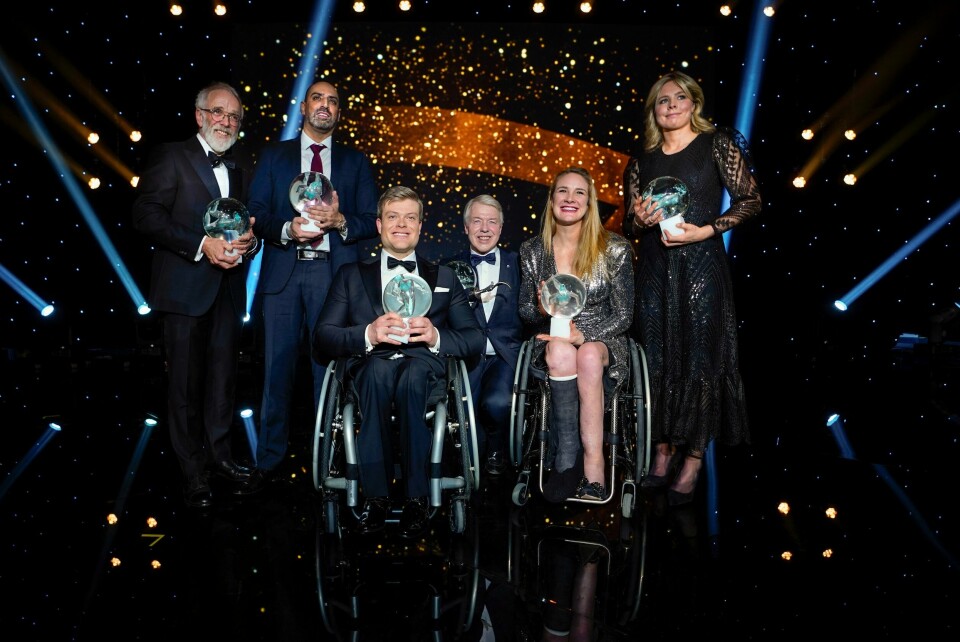 Noen av prisvinnerne under Idrettsgallaen 2024 i Trondheim spektrum. Bak fra venstre Leif Olav Alnes, Adnan Naeem og Maren Lundby. Foran: Jesper Saltvik Pedersen, Cato Zahl Pedersen og Birgit Skarstein.Foto: Ole Martin Wold / NTB Noen av prisvinnerne under Idrettsgallaen 2024 i Trondheim spektrum. Bak fra venstre Leif Olav Alnes, Adnan Naeem og Maren Lundby. Foran: Jesper Saltvik Pedersen, Cato Zahl Pedersen og Birgit Skarstein.