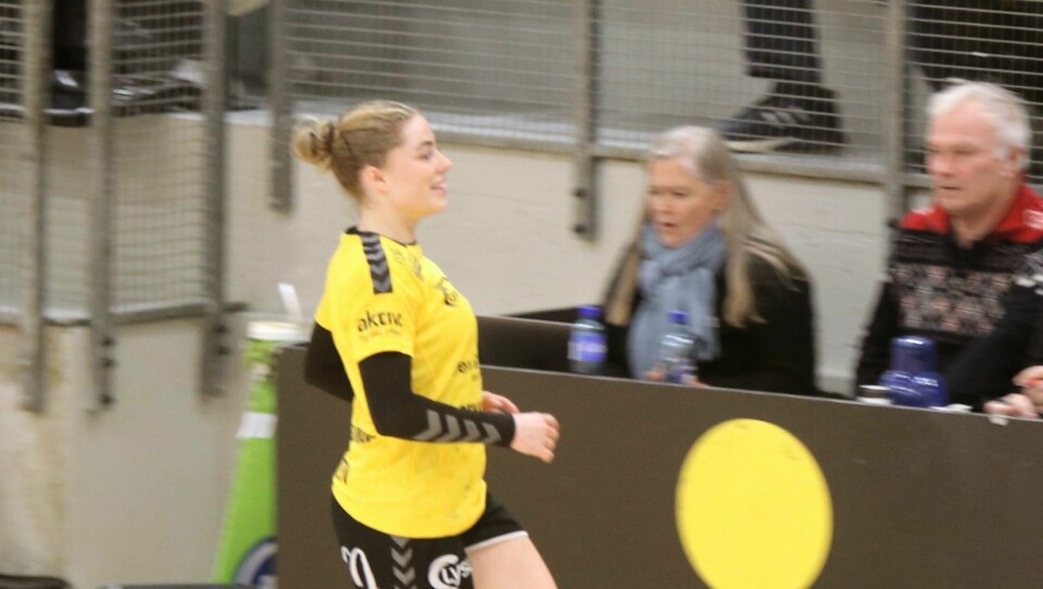 Lene Kristiansen Tveiten spilte en drømmekamp da Sola knuste Fredrikstad. Lene Kristiansen Tveiten