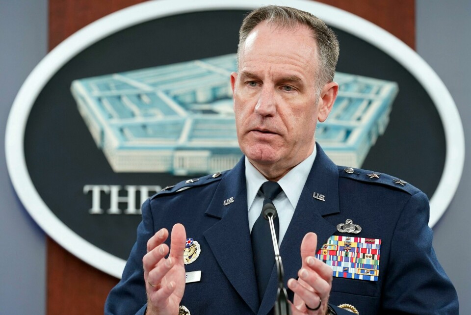 Pentagon-talsperson Patrick Ryder sier at det ikke er noen foreløpige planer om å sende ytterligere styrker til Rødehavet. Pentagon-talsperson Patrick Ryder sier at det ikke er noen foreløpige planer om å sende ytterligere styrker til Rødehavet. Foto: Susan Walsh / AP / NTB
