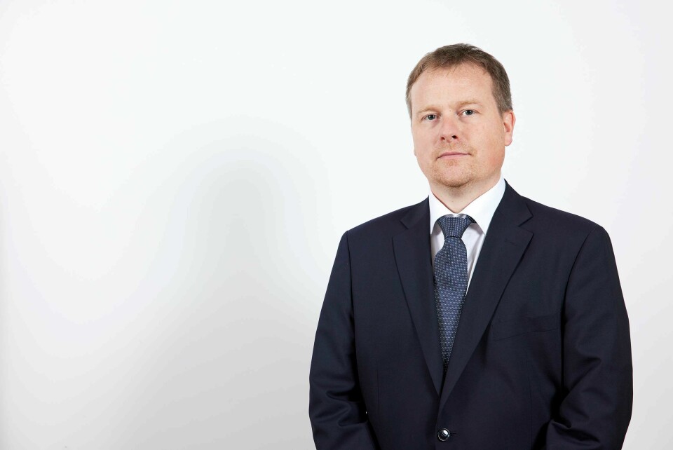 – Instansene nevnt i tobakksskadelovens paragraf 29 har plikt til å føre tilsyn, slik bestemmelsen sier, påpeker statssekretær Ole Henrik Krat Bjørkholt (Ap). – Instansene nevnt i tobakksskadelovens paragraf 29 har plikt til å føre tilsyn, slik bestemmelsen sier. Dette gjelder selvsagt også Havindustritilsynet, sier statssekretær Ole Henrik Krat Bjørkholt (Ap), i Helse- og omsorgsdepartementet.