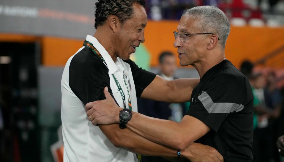Kapp Verde-trener Bubista (til venstre) og Ghana-trener Chris Hughton før søndagens kamp i Afrikamesterskapet. Kapp Verde-trener Bubista (til venstre) og Ghana-trener Chris Hughton før søndagens kamp i Afrikamesterskapet i fotball. Foto: Sunday Alamba / AP / NTB.