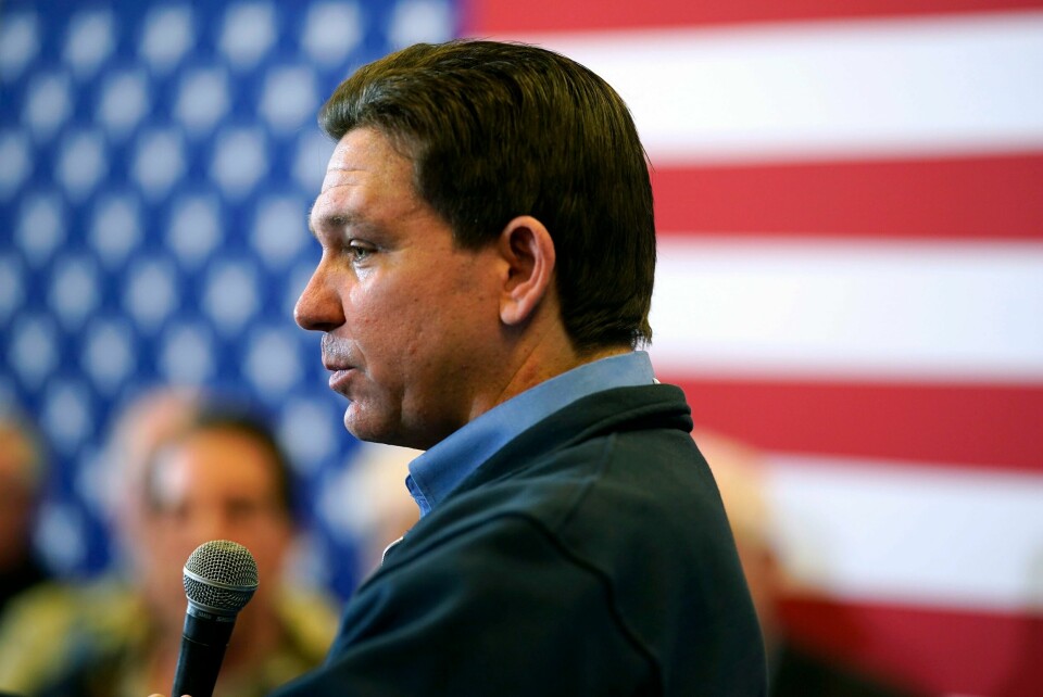 Florida-guvernør Ron DeSantis har satset tungt på valgmøtene i Iowa. Lykkes han ikke der, kan det bli spikeren i kista for presidentambisjonene. Florida-guvernør Ron DeSantis har satset tungt på valgmøtene i Iowa. Lykkes han ikke der, kan det bli spikeren i kista for presidentambisjonene. Foto: Charlie Neibergall / AP / NTB
