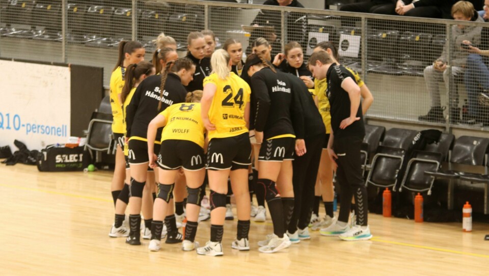 Sola Håndball slo Follo i Åsenhallen. Sola Håndball - Romerike Ravens