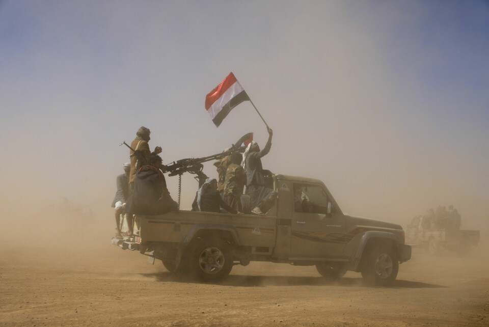 Houthi-tilhengere deltar i en bilparade i protest mot USA-ledede angrep mot Houthi-mål i Jemen den siste tida. Houthi-tilhengere deltar i en bilparade i protest mot USA-ledede angrep mot Houthi-mål i Jemen den siste tida.