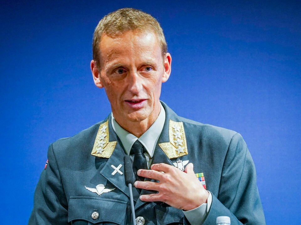 Forsvarssjef Eirik Kristoffersen sier han fortsatt ikke tror nå noen militær løsning på krigen i Ukraina. Forsvarssjefen, general Eirik Kristoffersen, sier det er vanskelig for ham å se hva Israel skal oppnå. – Det de har sagt etter Hamas’ terrorangrep 7. oktober, var at de skal knuse Hamas. Hva det betyr, er uklart for meg. Foto: Lise Åserud / NTB