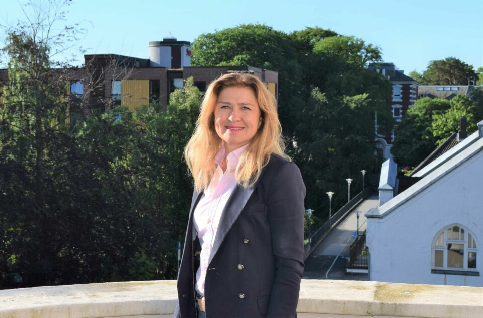 Direktør i NAV Rogaland, Merethe Haftorsen, mener det er veldig positivt å ha sommerjobber på CV-en. .