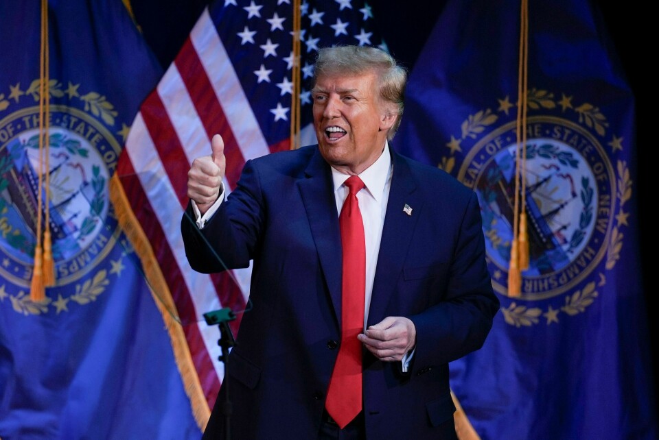 En seierssikker Donald Trump foran sine egne i Rochester, New Hampshire. Vinner han her, kan motstander Nikki Haley kaste inn håndkleet. .