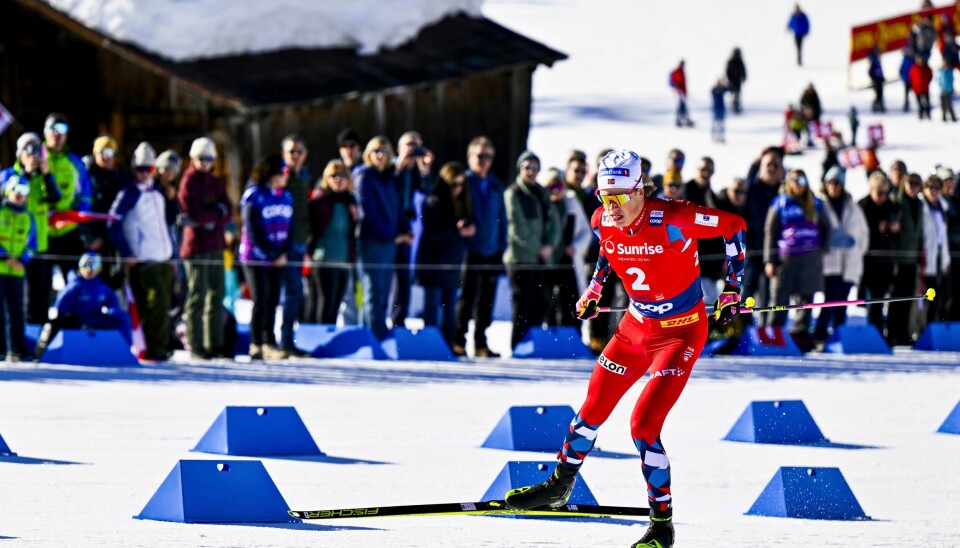 Johannes Høsflot Klæbo gikk sprint i sveitsiske Goms lørdag. Johannes Høsflot Klæbo gikk sprint i sveitsiske Goms lørdag. Foto: Jean-Christophe Bott / Keystone via AP / NTB