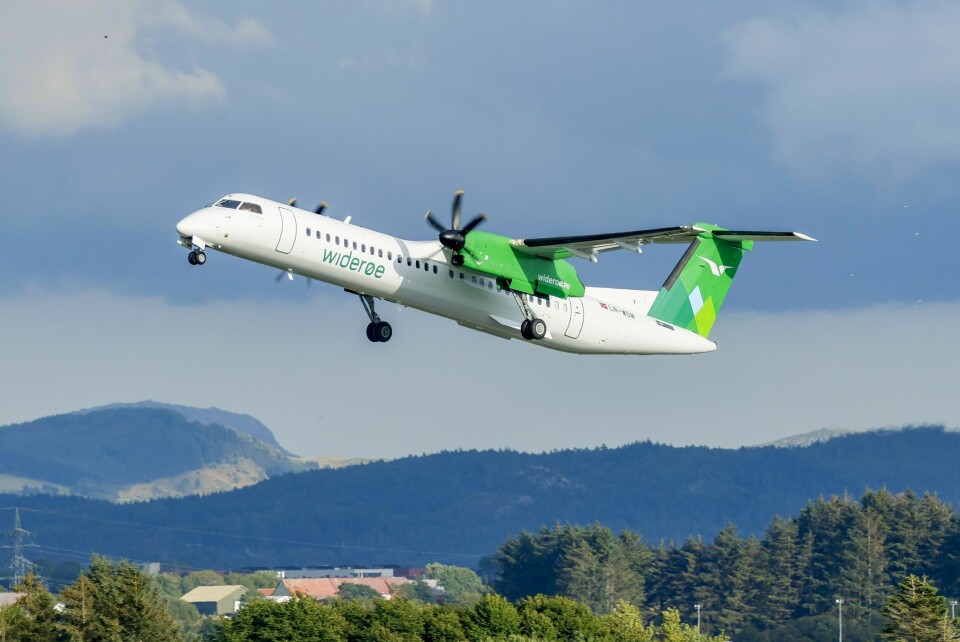 Ingen av Widerøes fly letter nord for Trondheim mandag morgen, som følge av uværet. Ingen av Widerøes fly letter nord for Trondheim mandag morgen, som følge av uværet.
