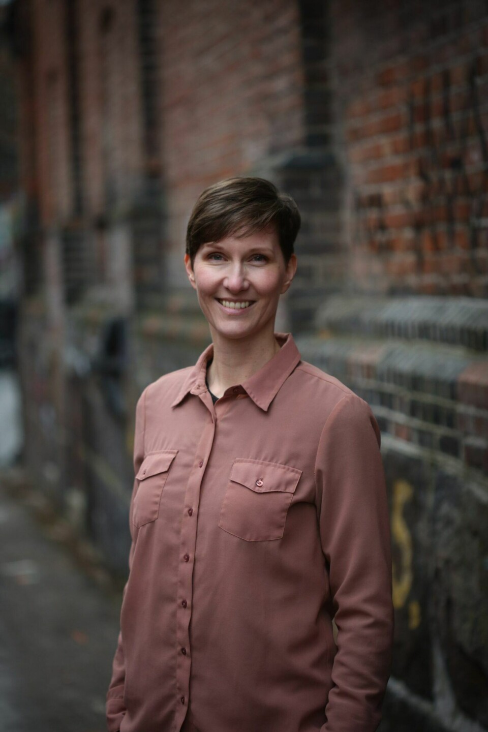 Hege Hellvik har skrevet en bok om hvorfor vi må jobbe mindre. Det er en tankevekker, mener vår kommentator. Hege Hellvik har skrevet en bok om hvorfor vi må jobbe mindre. Det er en tankevekker, mener vår kommentator.
