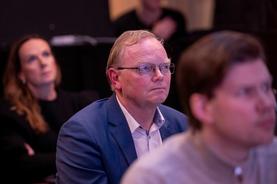 Sindre Finnes var på jobb denne uka. Som økonom i Norsk Industri. .