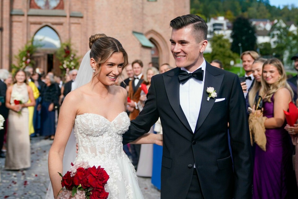 Tidligere journalist Øystein Jarlsbo ble leid inn som medierådgiver til Jakob Asserson Ingebrigtsens bryllup i fjor. Norges Friidrettsforbund tok regningen. Jakob Asserson Ingebrigtsen og Elisabeth Asserson Ingebrigtsen blir foreldre i sommer. Foto: Annika Byrde / NTB
